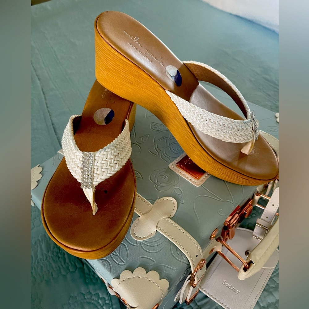 Women's White Rhinestone Wedge Sandals